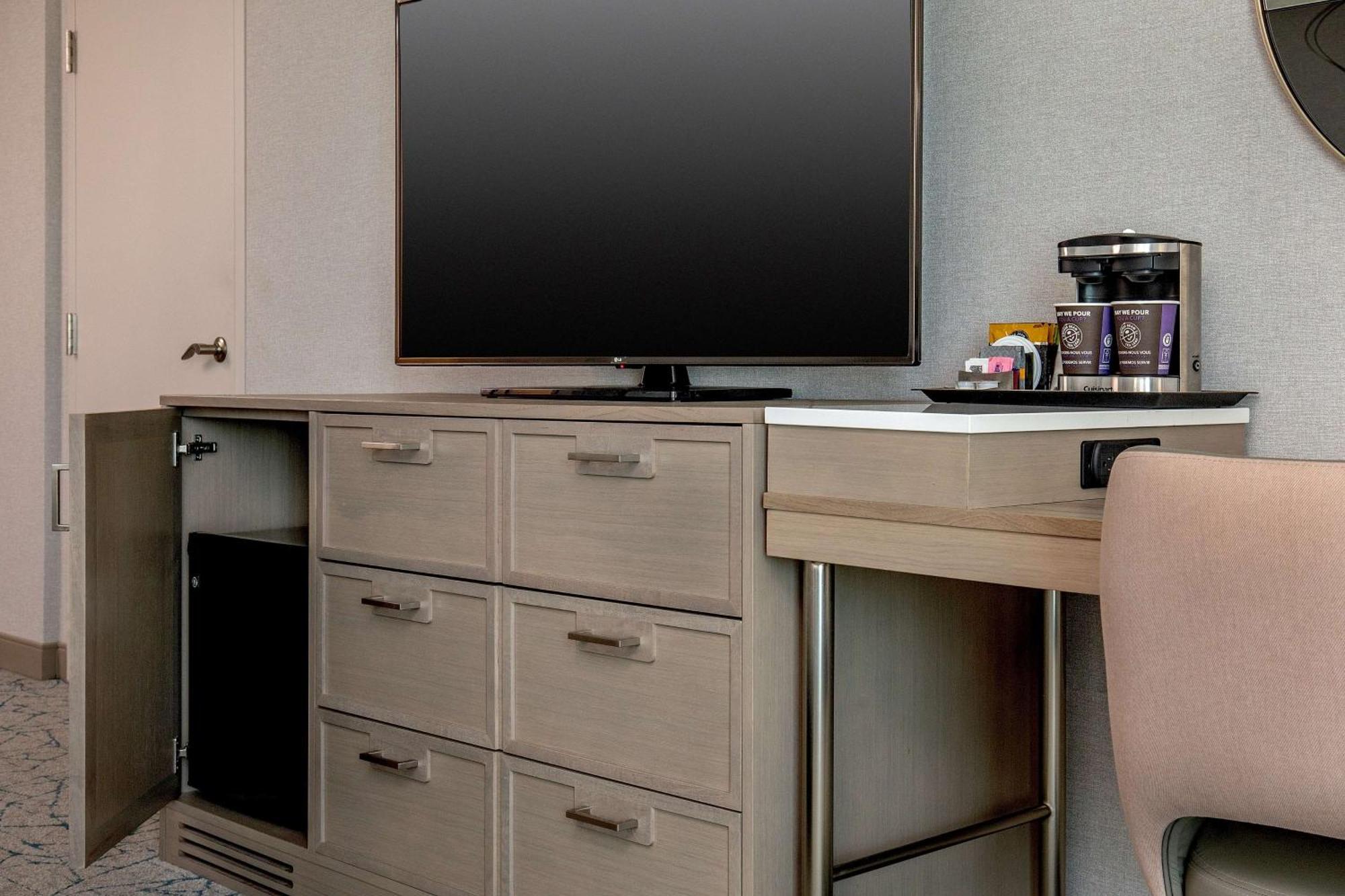 Doubletree By Hilton Chicago - North Shore Centro De Conferencias Skokie