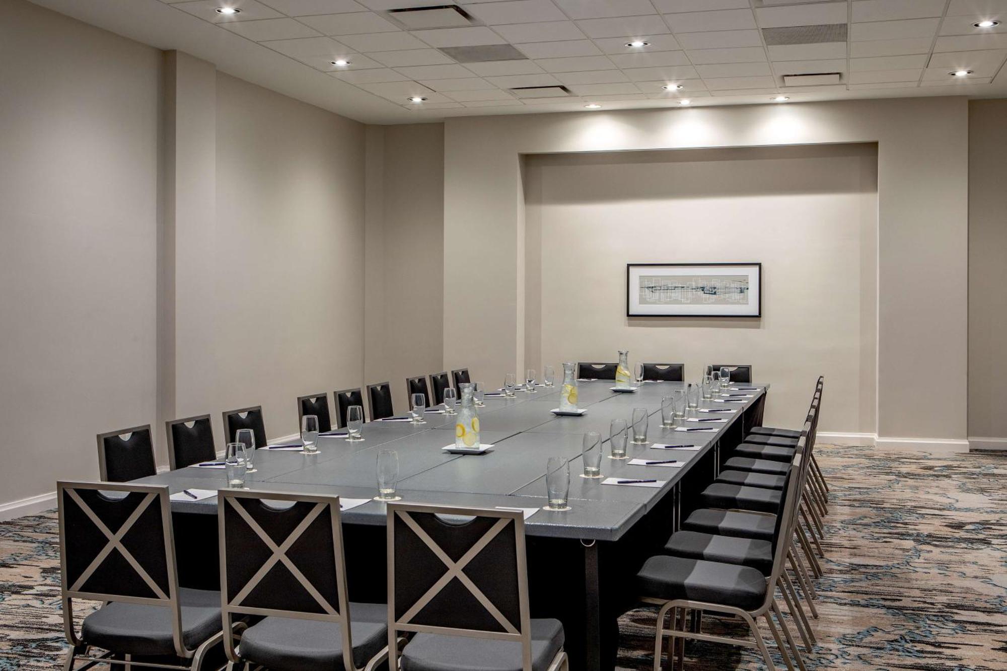 Hotel Doubletree By Hilton Chicago - North Shore Centro De Conferencias Skokie